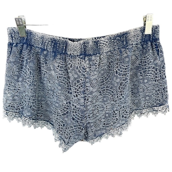Indigo Rein lace shorts, size Large, fully lined, very good condition, - Picture 3 of 4